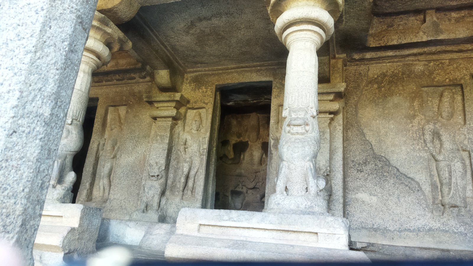 Olakkannesvara Temple, Mahabalipuram, TN