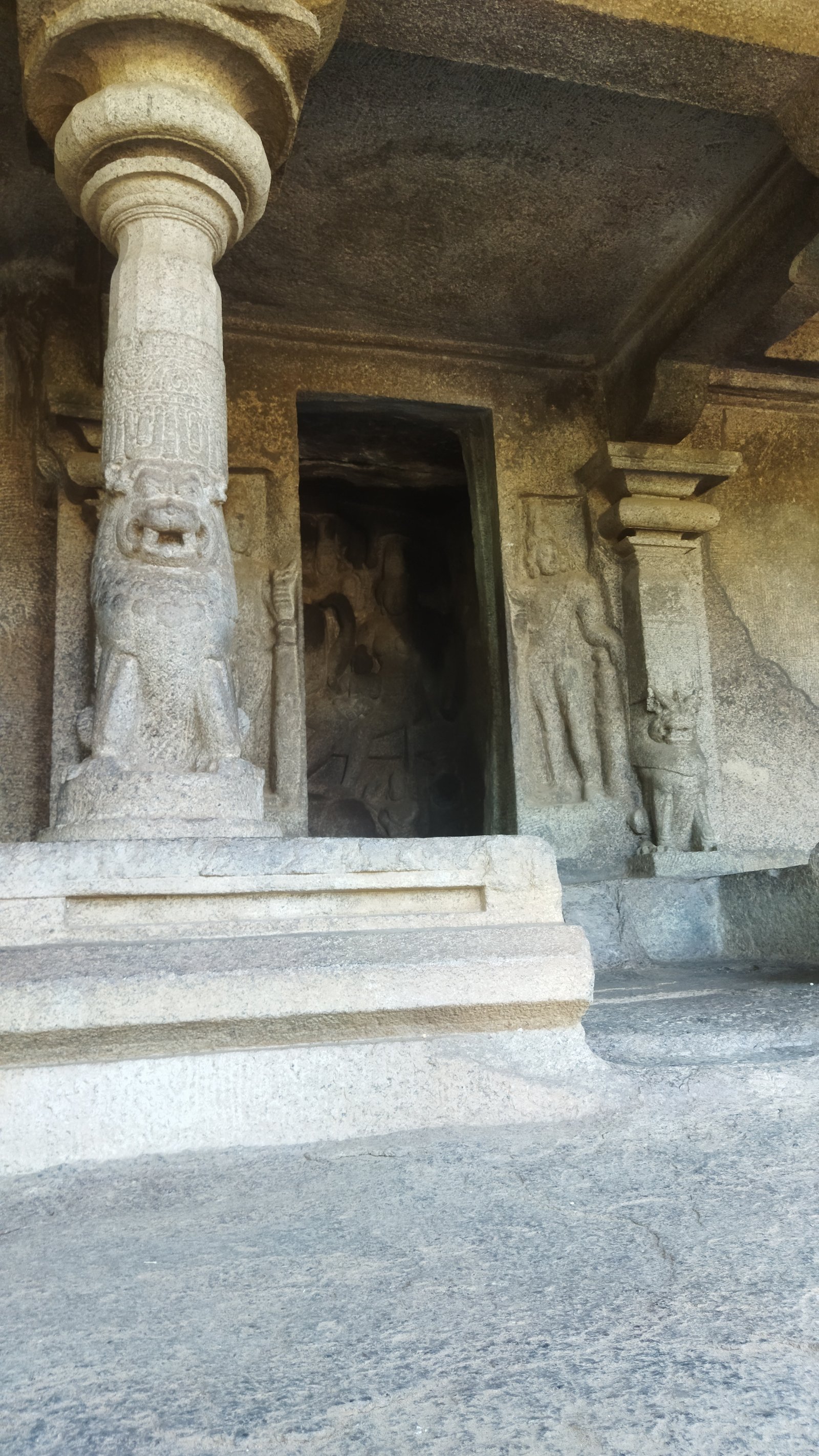 Olakkannesvara Temple, Mahabalipuram, TN