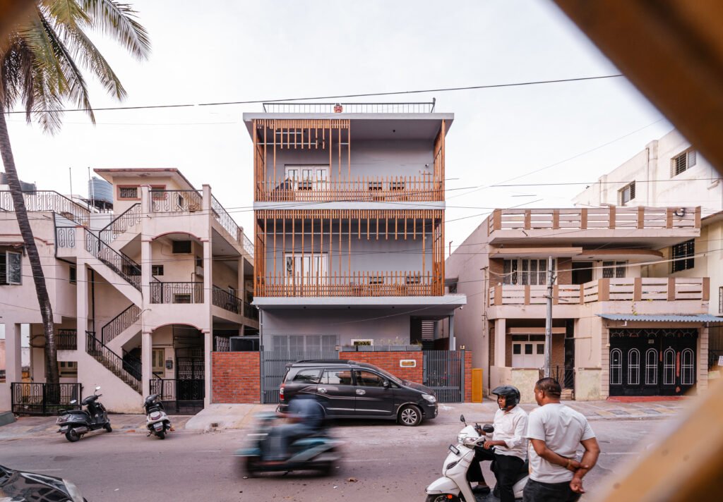 50-Year-Old Bangalore Home Renovated into IGBC-Certified Smart Residence
By Architect Yoshita Sriram – S