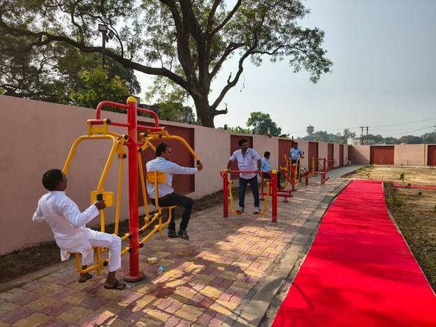 Employees using outdoor gym equipment at the Yoga and Recreation Centre, ECL Bankola Area.
