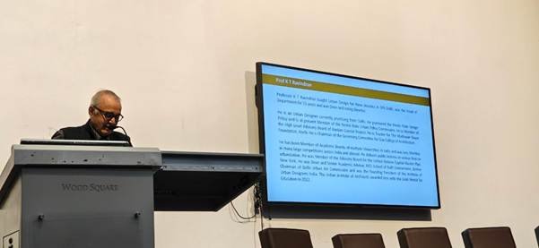 Prof. K.T. Ravindran addressing Chandigarh City Dialogue.