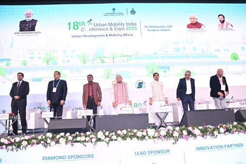 Hon’ble Minister Shri Manohar Lal launches PM e-Bus Sewa logo at Urban Mobility India 2025 in Gurugram.