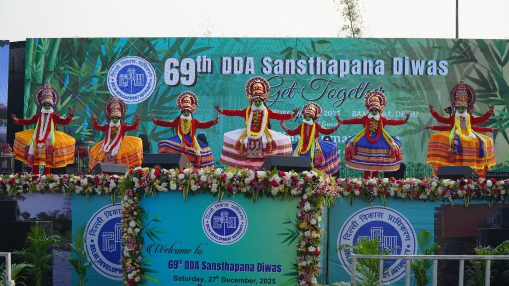 Traditional cultural dance performance during the 69th DDA Sansthapana Diwas celebrations at Baansera Park, Delhi