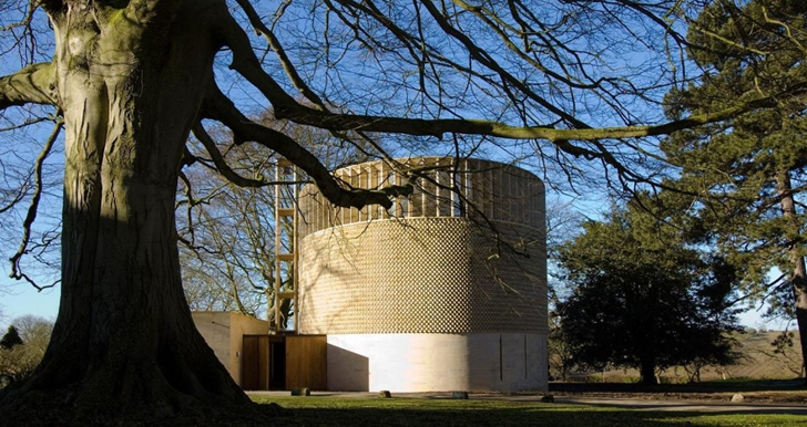 Exterior view of Bishop Edward King Chapel in Oxford