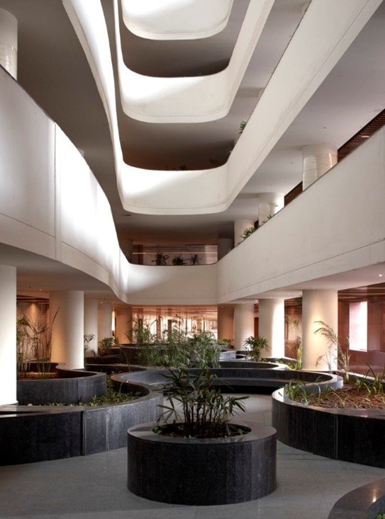 Indoor landscaped seating and circulation area in Surat Diamond Bourse