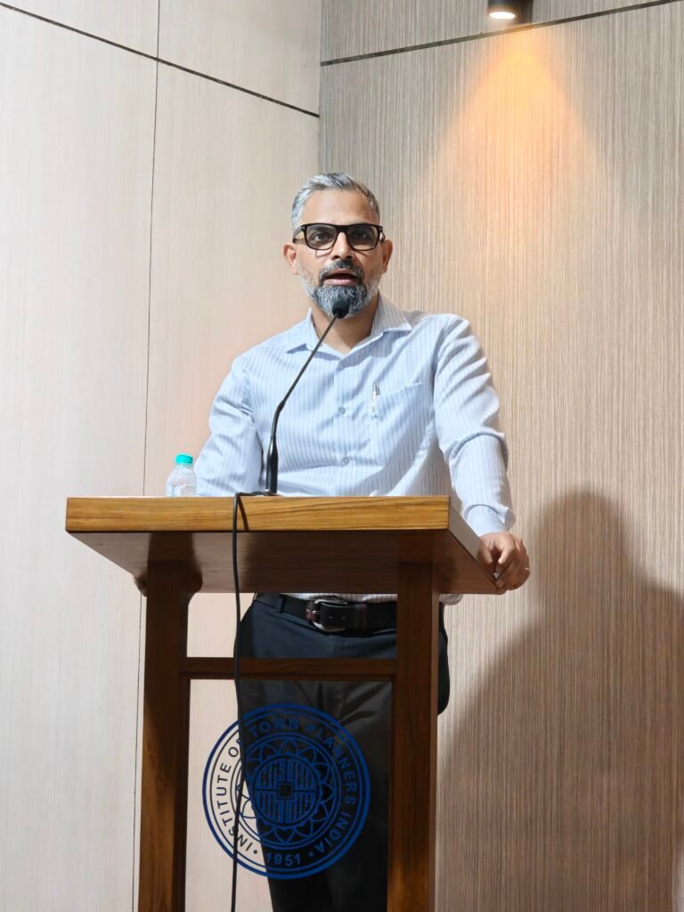 Nishant Mehra addressing participants at the ITPI Samnvay Workshop on governance and public-private collaboration.