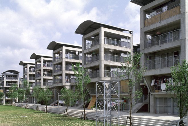 Hotakubo Housing by Riken Yamamoto in Kumamoto, Japan