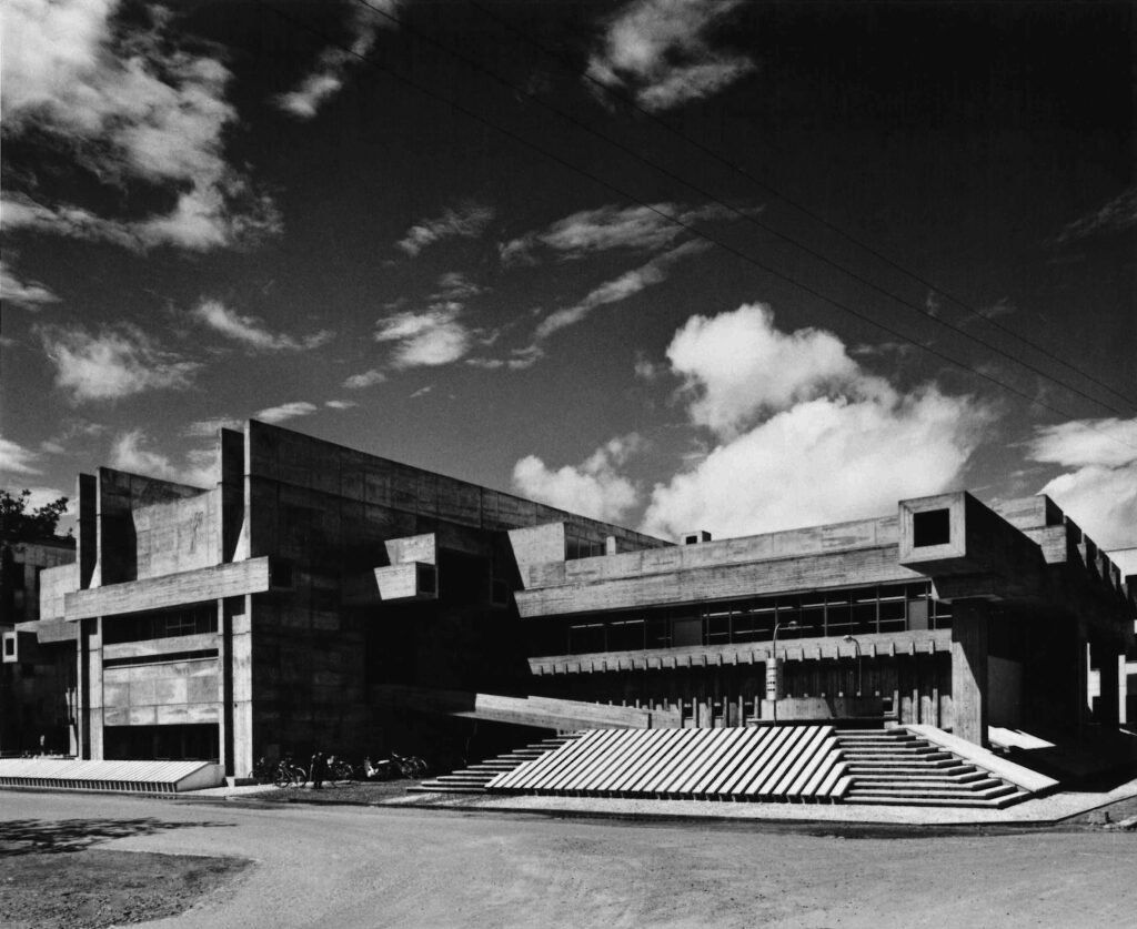Monumental concrete facade of Ōita Prefectural Library designed by Arata Isozaki